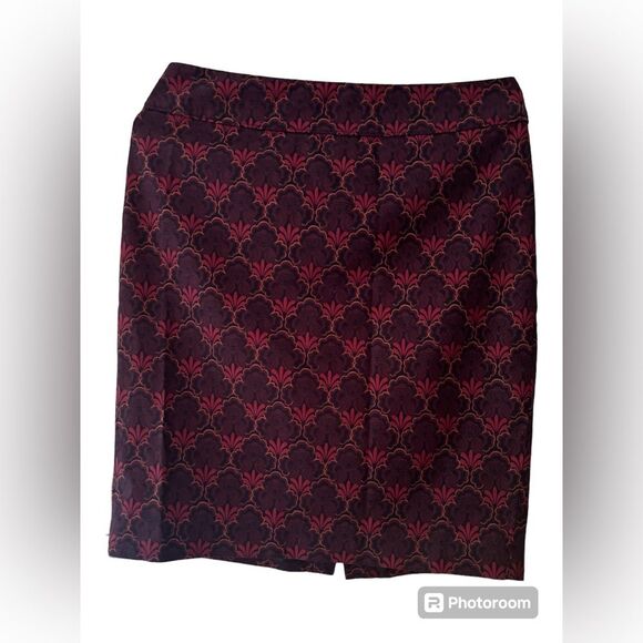 Loft Paisley Coral Mauve Deep Purple Pencil Skirt | ECU | Sz. 4| 100% Cotton - Picture 1 of 5